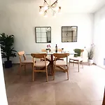 Lgda-e1 Tenis Private Patio Barbecue Renewed Vila *